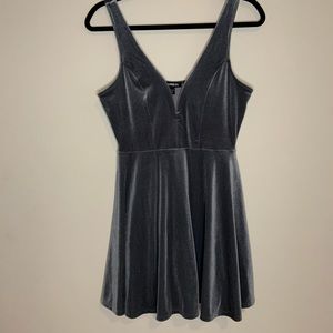 Blue/gray velvet Express party dress 💎